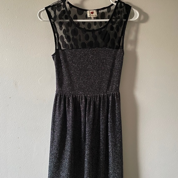 3/$15 Women Dress Lace Top, Lace back with Metallic sparkly bottom Never Worn XS - Picture 3 of 8